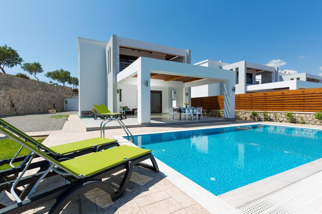 Antonoglou Beach Villas - Waterfront Luxury Retreat Лахания Стая снимка